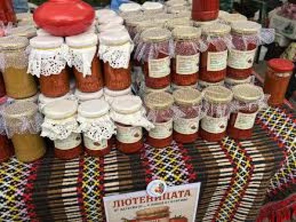 Празник на лютеницата в Куртово Конаре