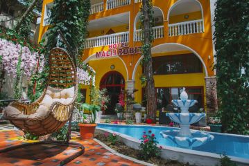 HOTEL MALI I ROBIT
