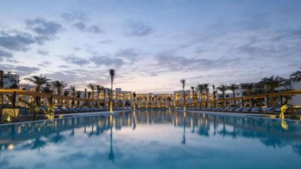 Serry Beach Resort Premium